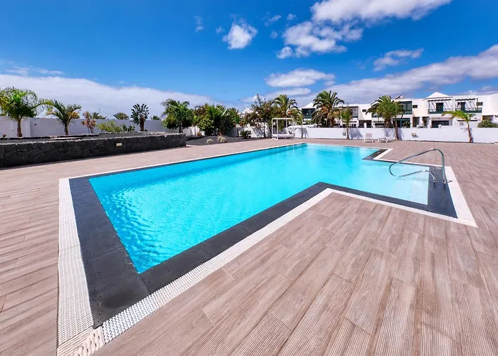 Sun Glow Senator-pool View Semesterbostad